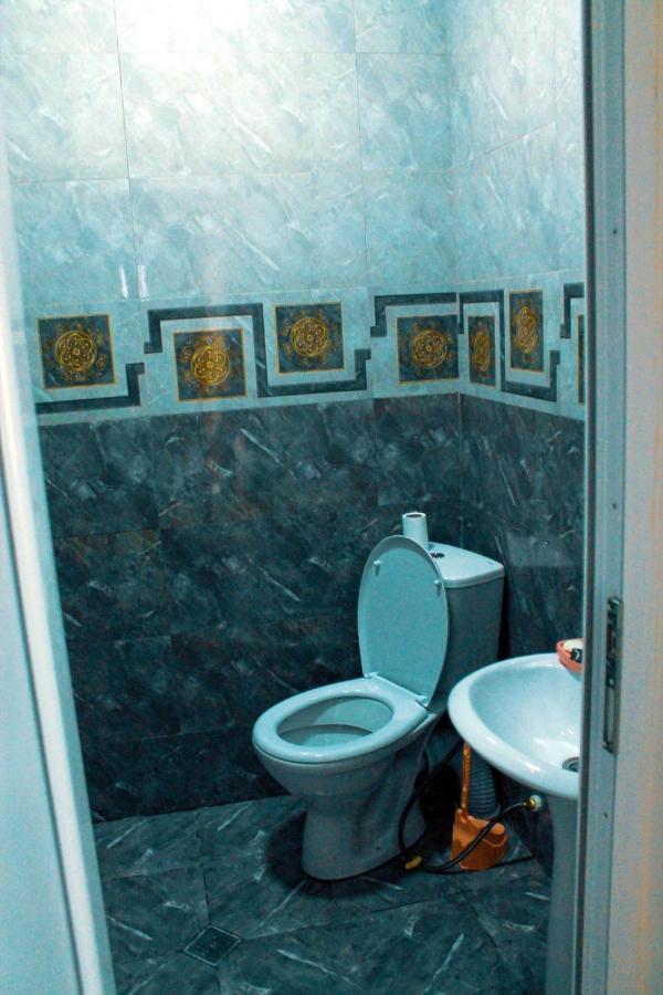 Tete Guest House Batumi Exterior foto