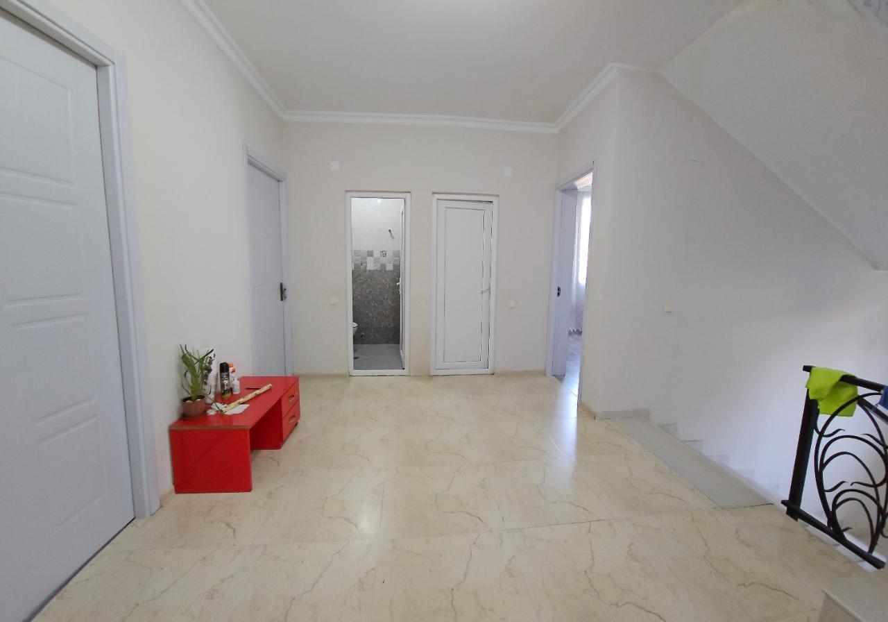 Tete Guest House Batumi Exterior foto